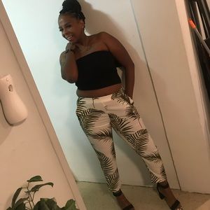 Meet your Posher, Monique